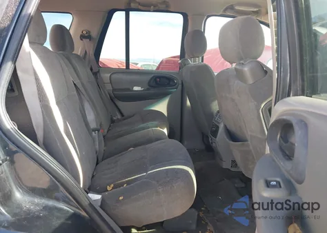 2004 Chevrolet Trailblazer Ls z USA, uszkodzony, nr VIN 1GNDT13S642110399